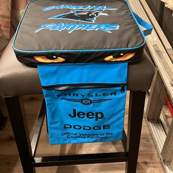 Old school vintage retro seat cushion Carolina Panthers 🐆 with pouch - Picture 6 of 9